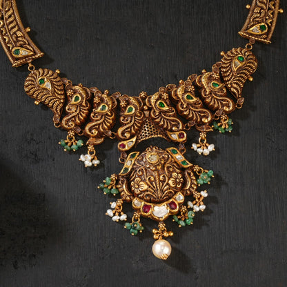 Riyaanika Short Necklace