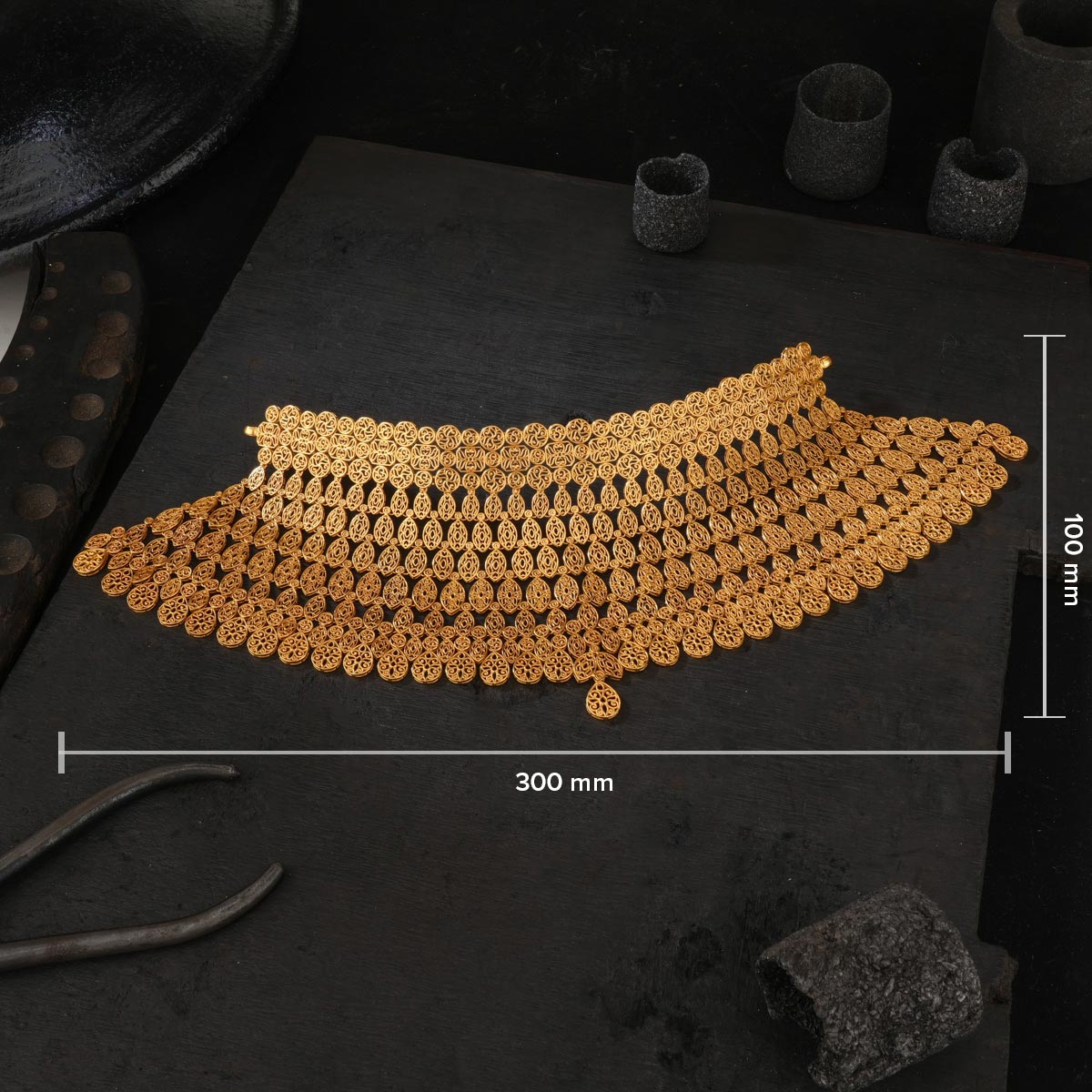 Mownica Antique Choker