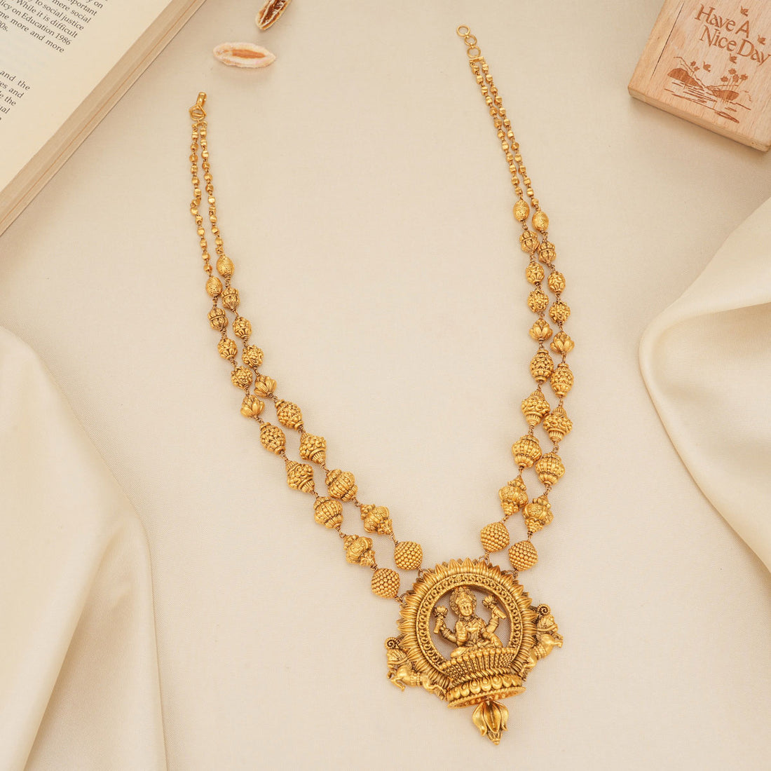Bridal Look Nagas Long Necklace