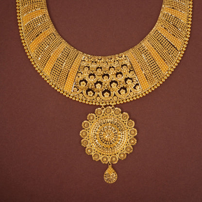 Eye-catching Long Necklace
