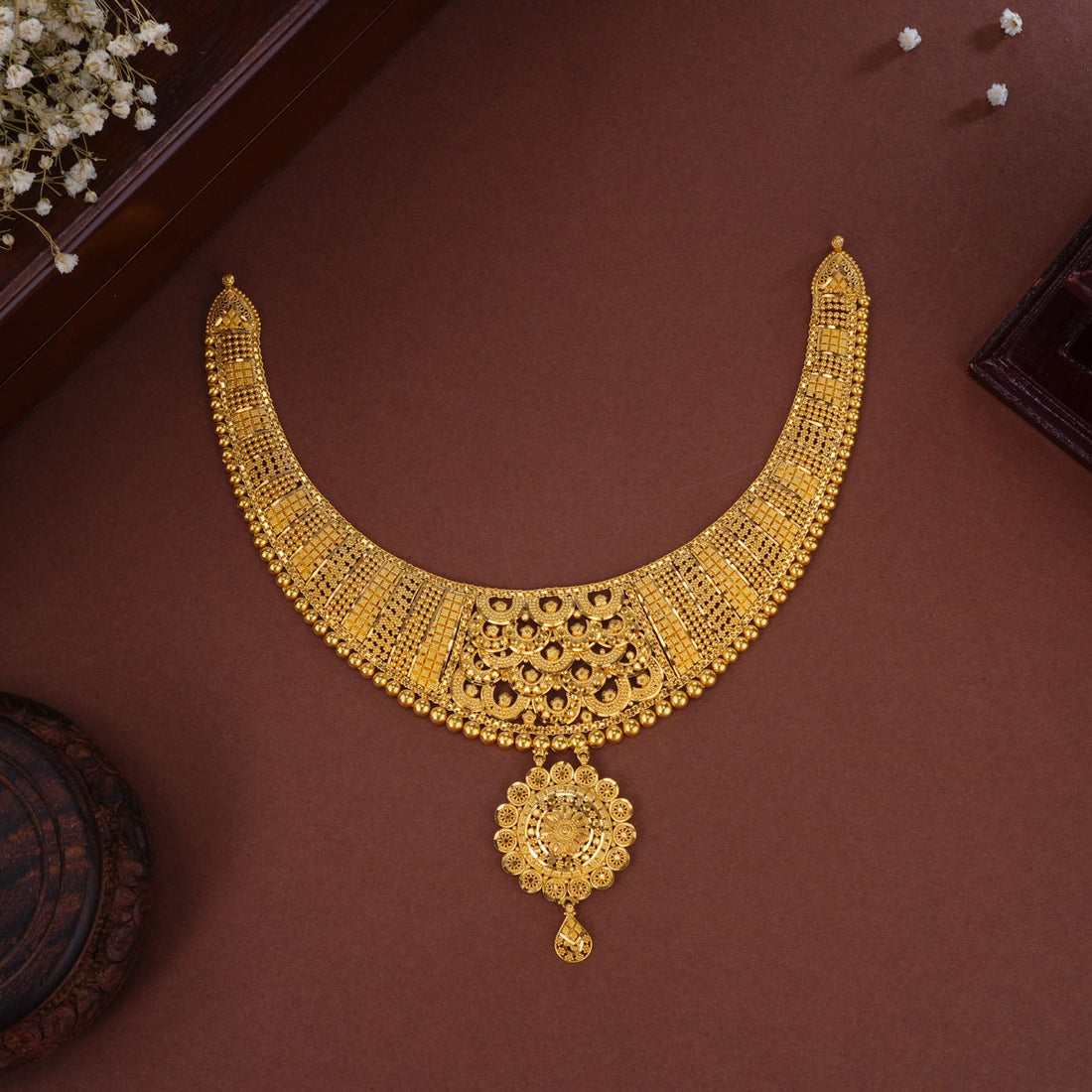 Rekha Short Necklace