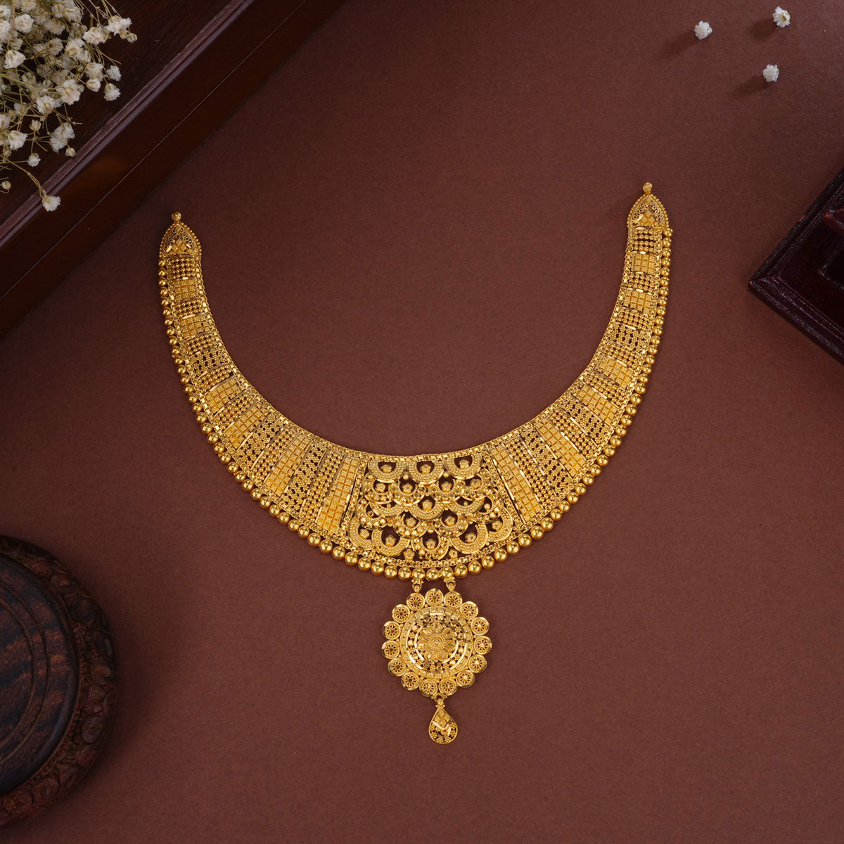 Rekha Short Necklace