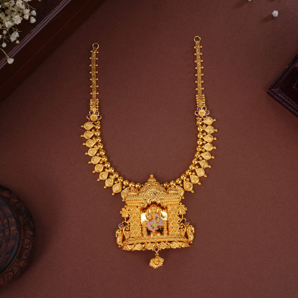 Lakshmi Short Necklace