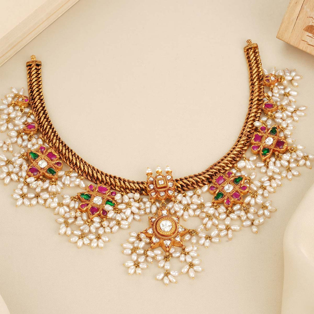 Bridal Look Short Necklace