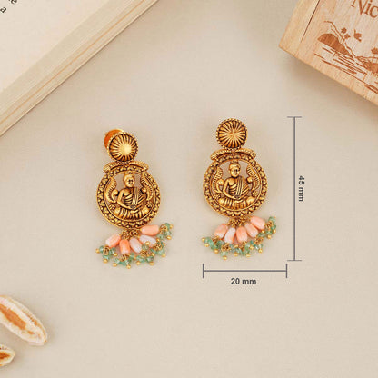 Beautiful Short Necklace Set