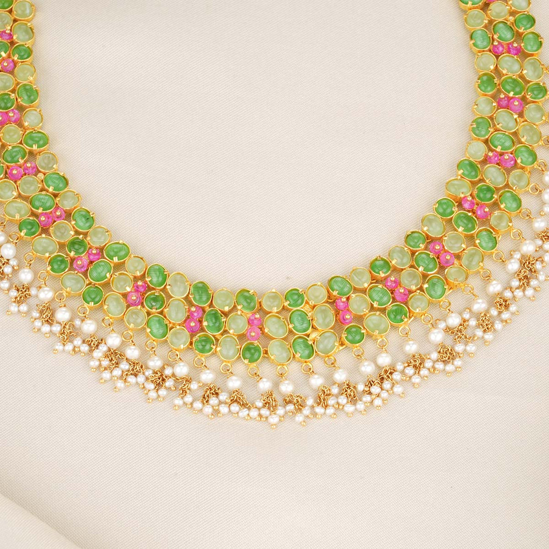 Trendy Short Necklace Set