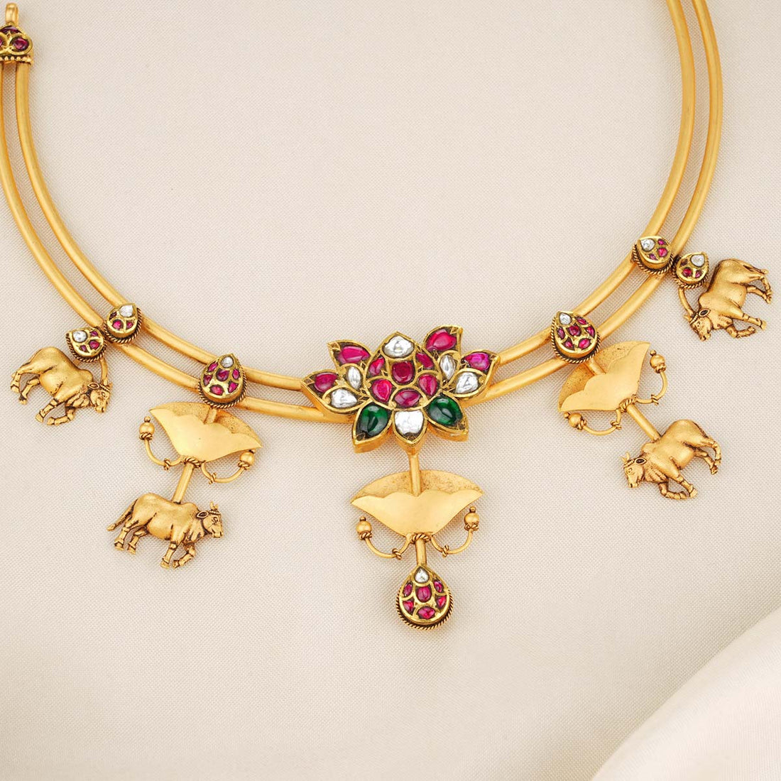 Golden Charm Short Necklace Set