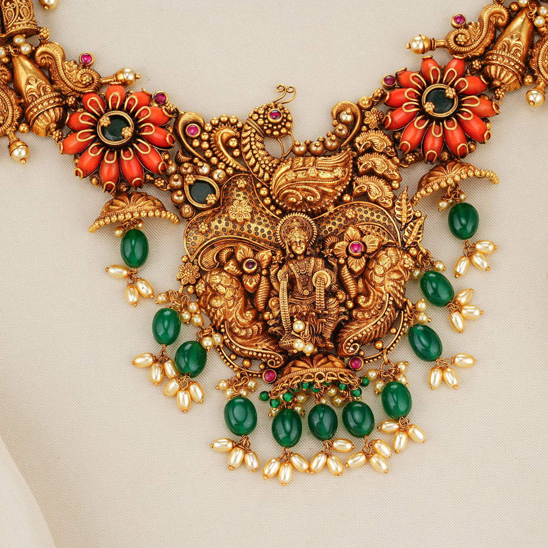 Grand Look Short Necklace