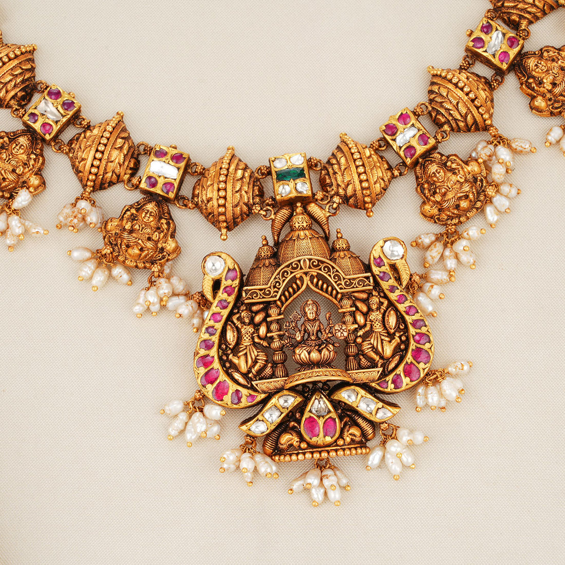 Pretty Short Necklace