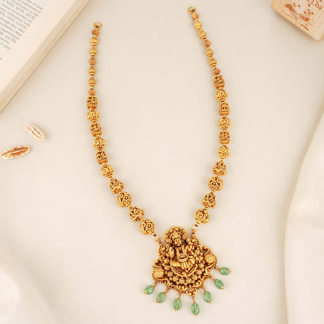 Traditional Look Long Necklace