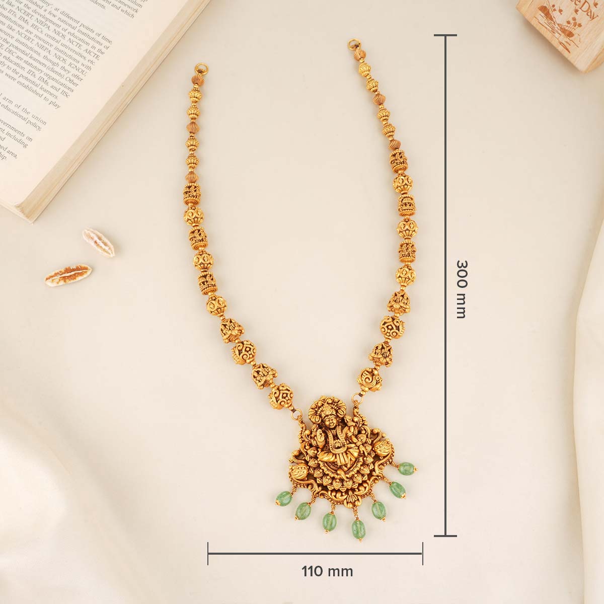 Traditional Look Long Necklace