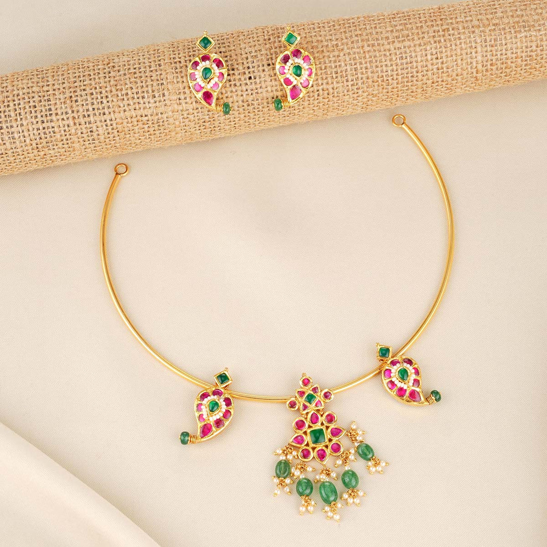 Sharisha Short Necklace Set