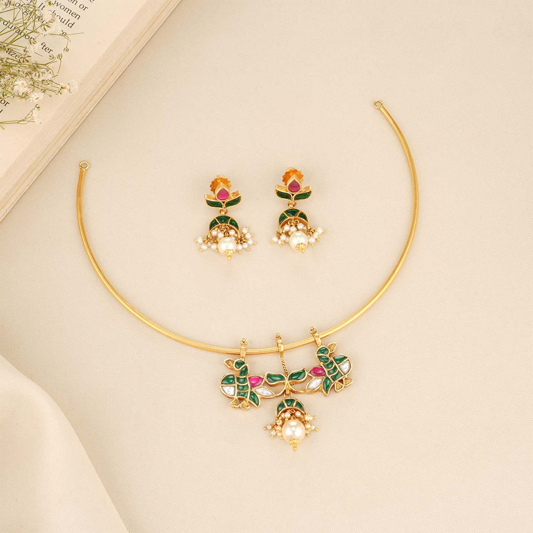 Attractive Hasli Short Necklace Set