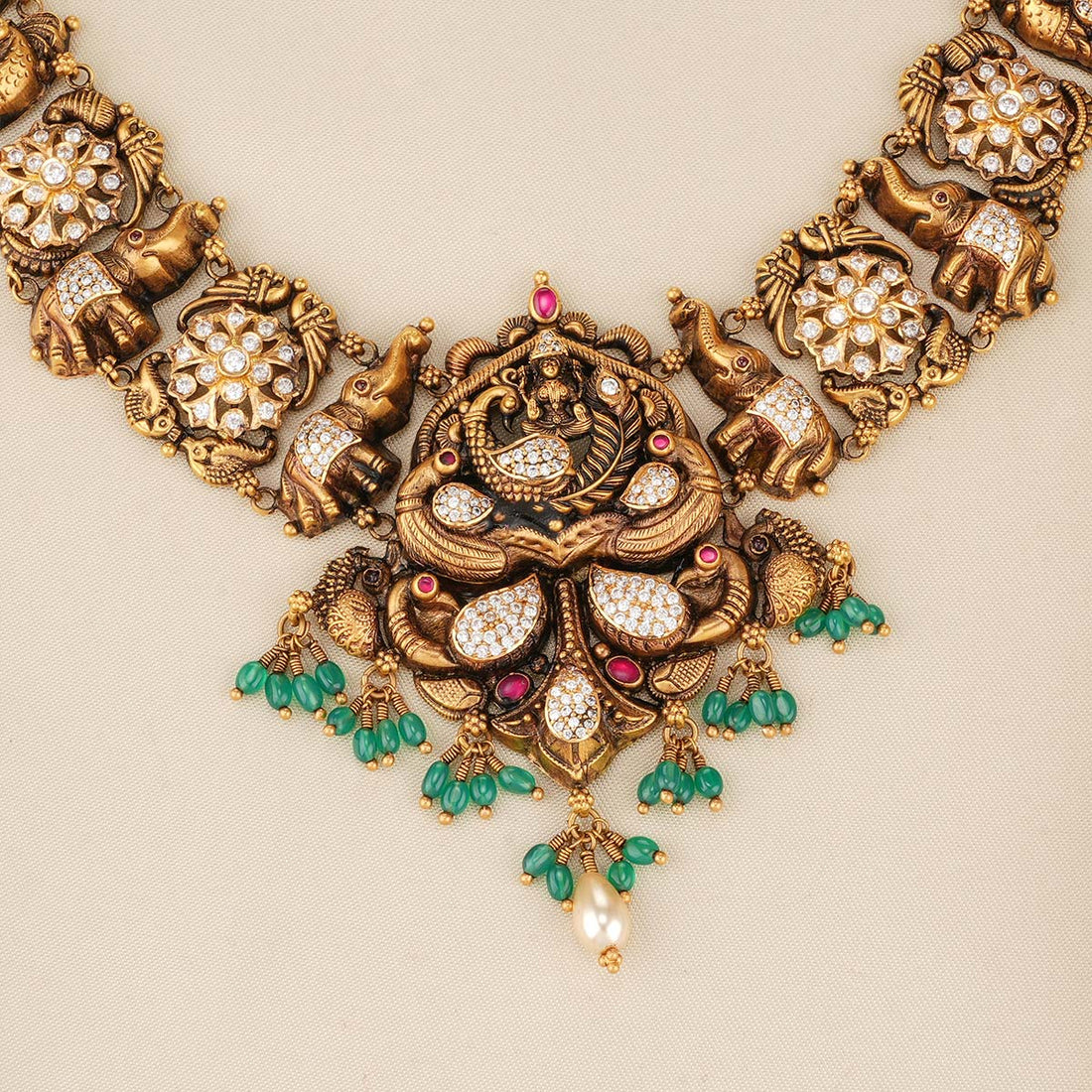 Harintha Nagas Short Necklace