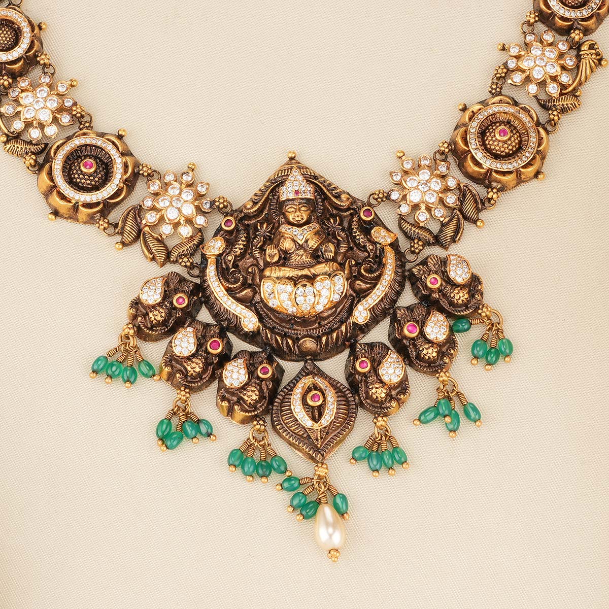 Fantacy Short Necklace