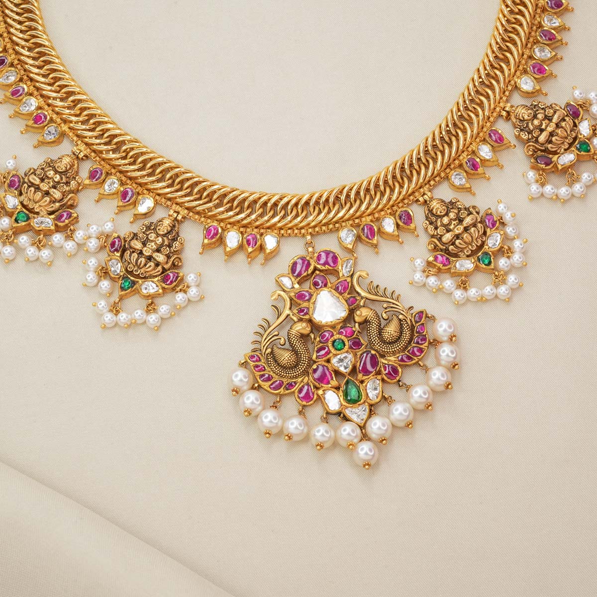 Facinate Nagas Short Necklace