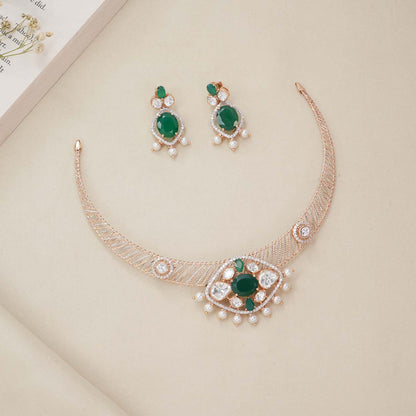 Sara Short Necklace Set