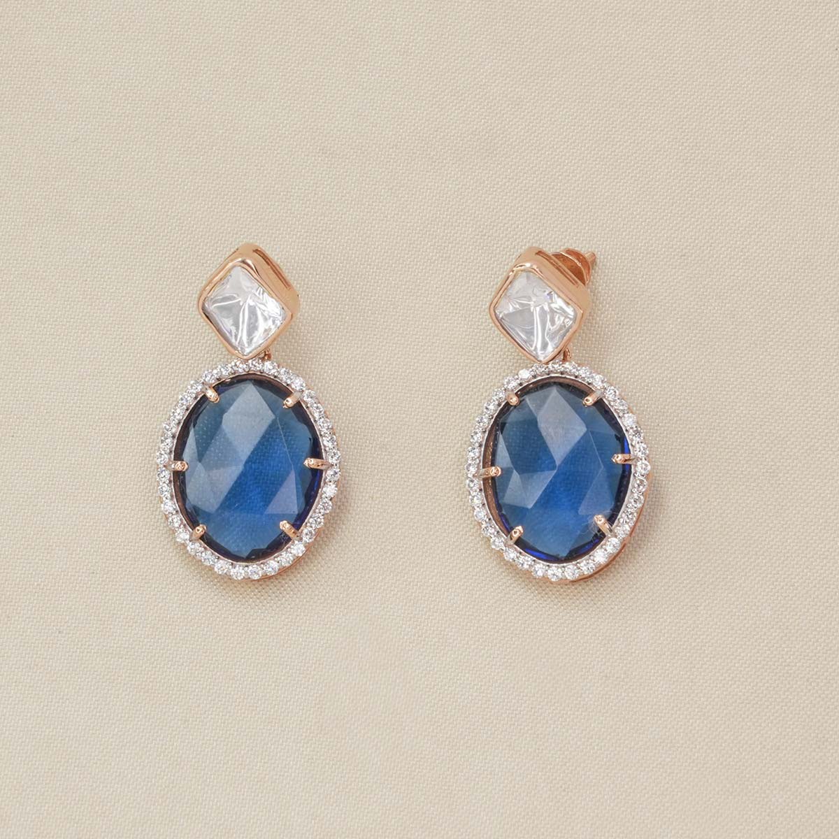Glimmering Blue Short Necklace Set