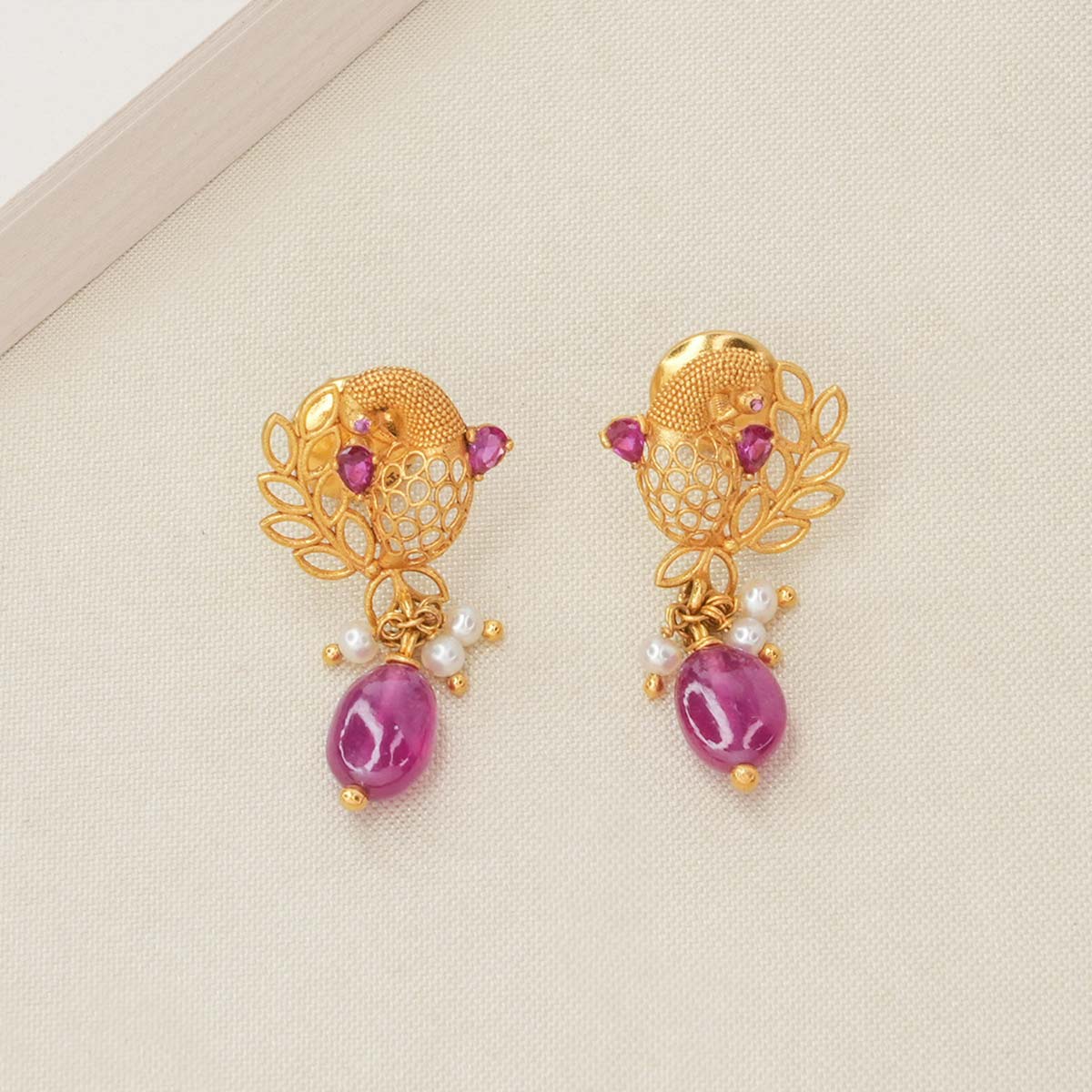 Prettiest Short Necklace Set
