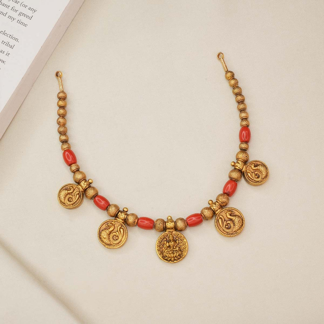 Akshara Short Necklace