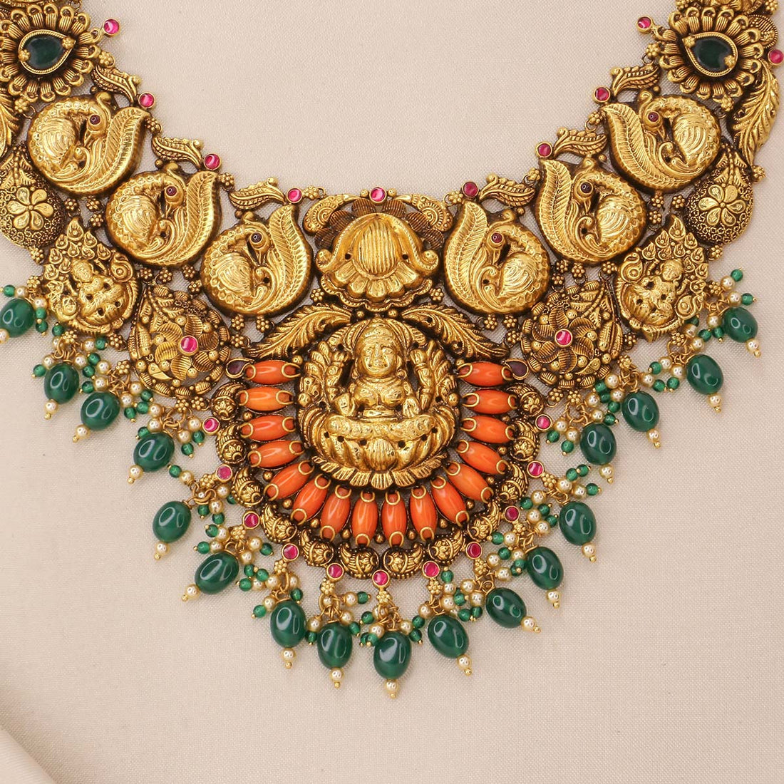Grand Look Short Necklace