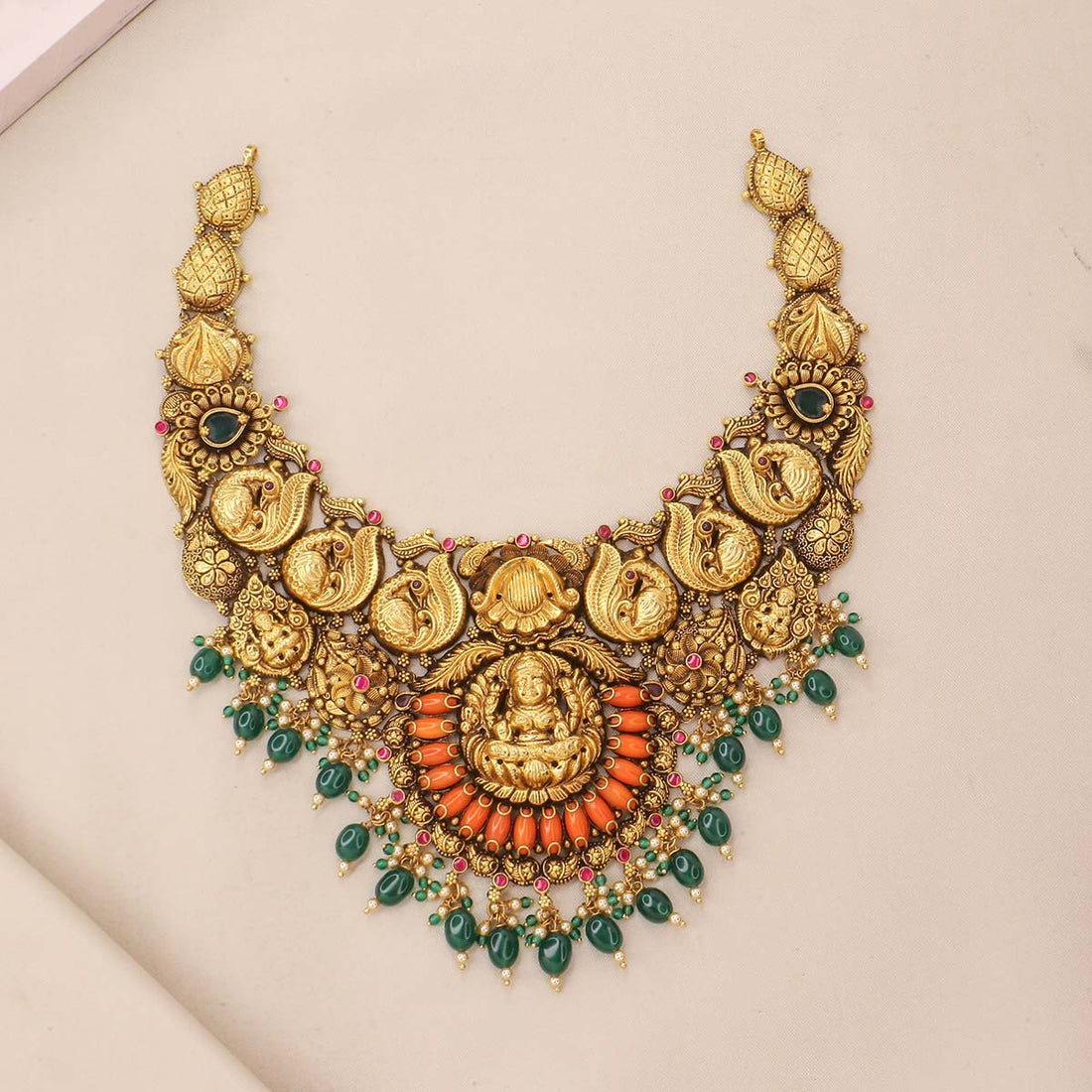 Grand Look Short Necklace