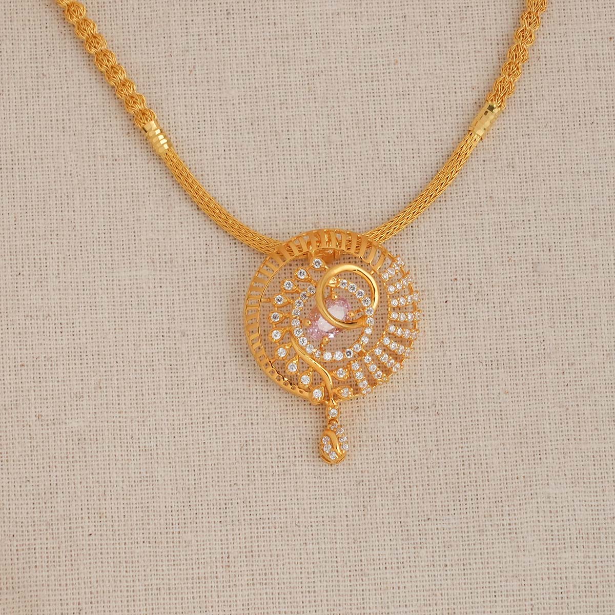 Shervikha Short Necklace Set