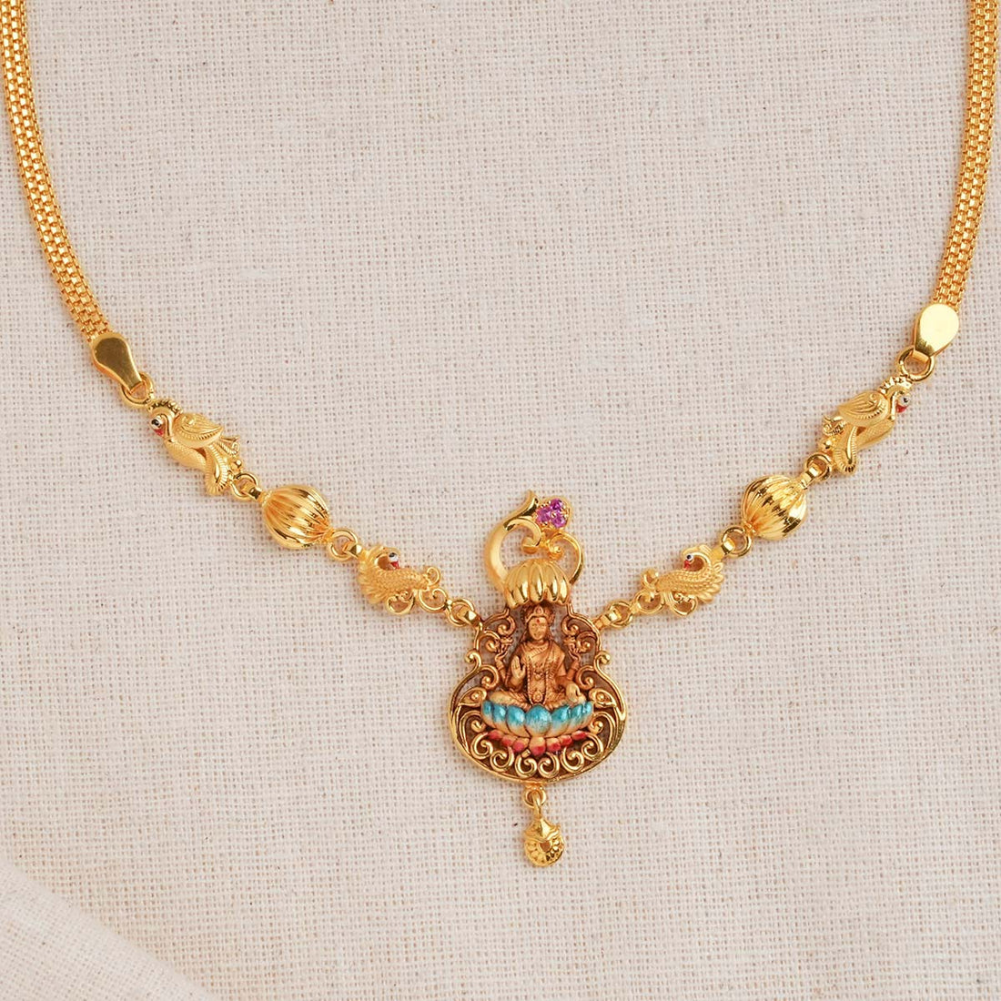 Kanishka Short Necklace