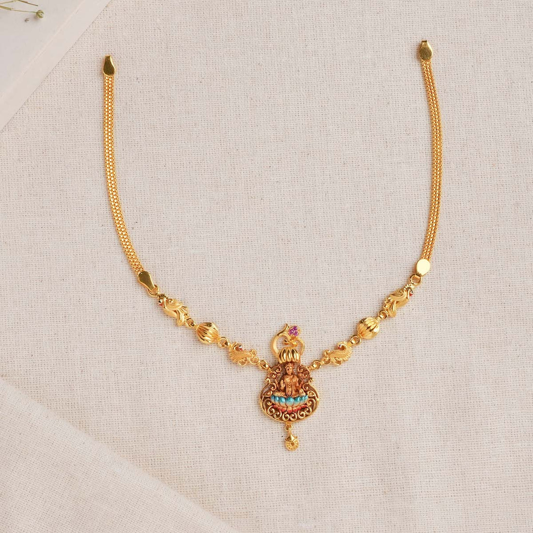 Kanishka Short Necklace