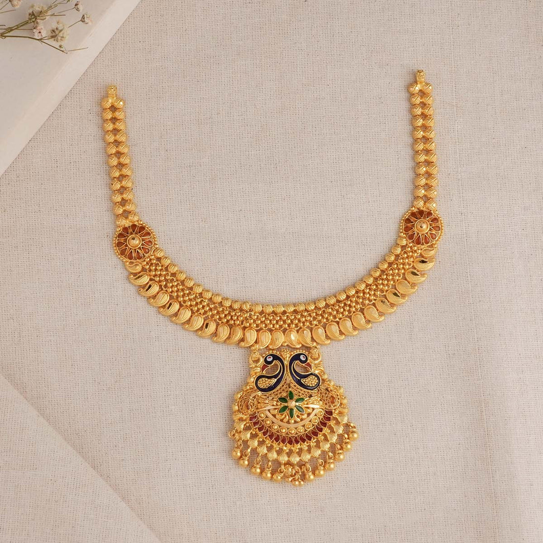 Heritage Gold Short Necklace