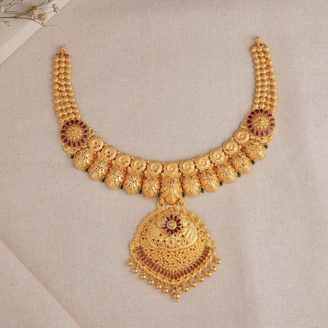 Bindhusri Short Necklace
