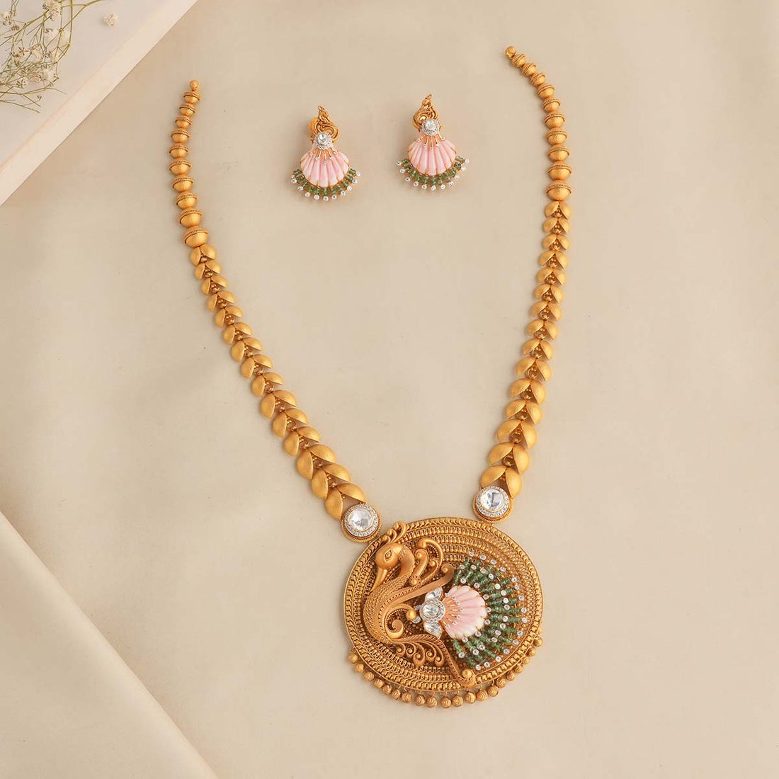 Yalisha Antique Necklace Set