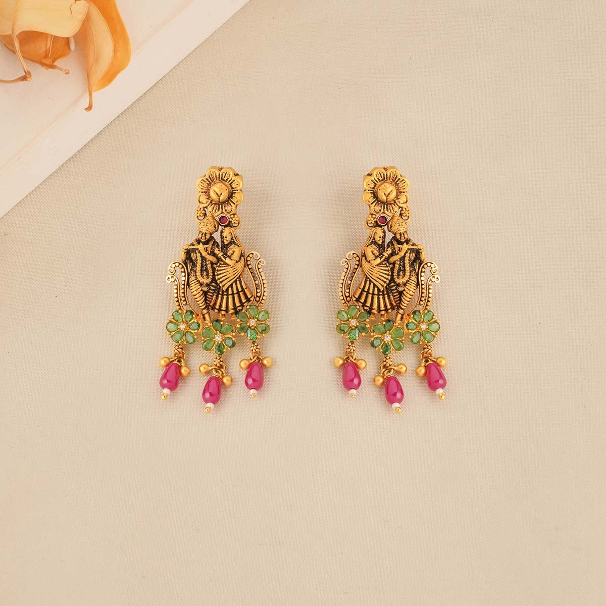Luxurious Antique Long Necklace Set