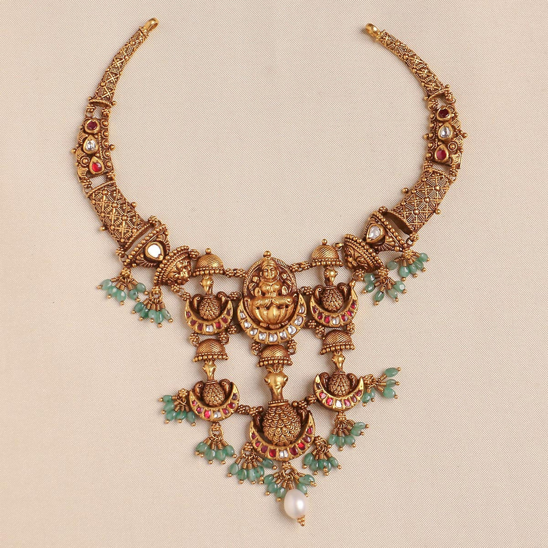Pravyasri Antique Short Necklace