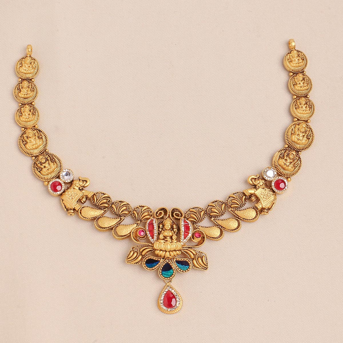 Gorgeous Look Antique Nagas Short Necklace