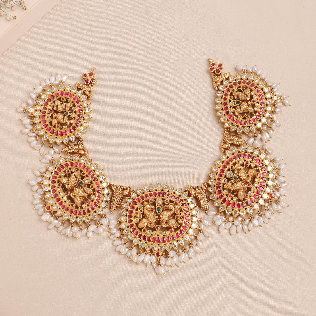 Grand Look Antique Short Necklace