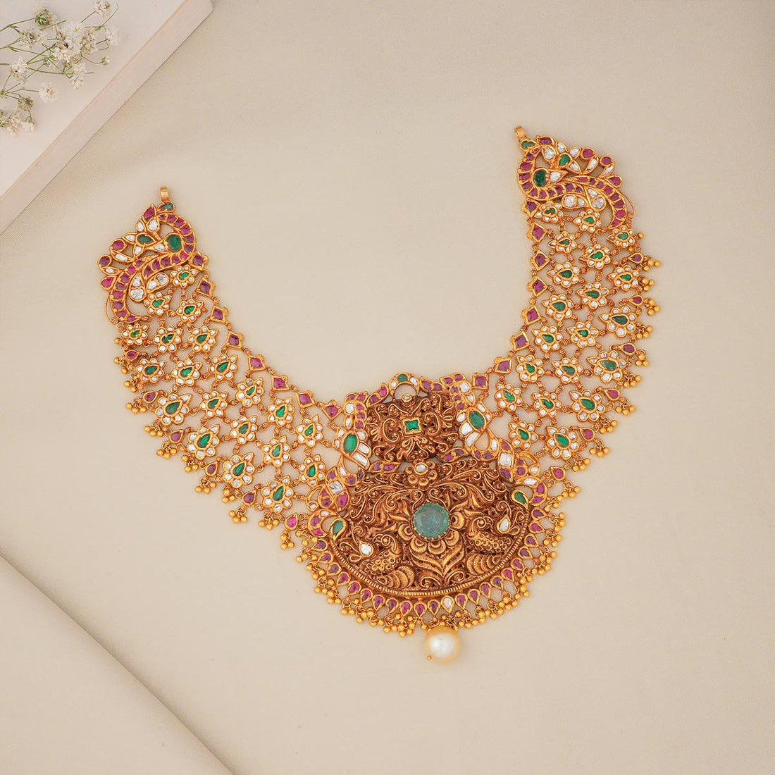 Stunning Look Nagas Short Necklace