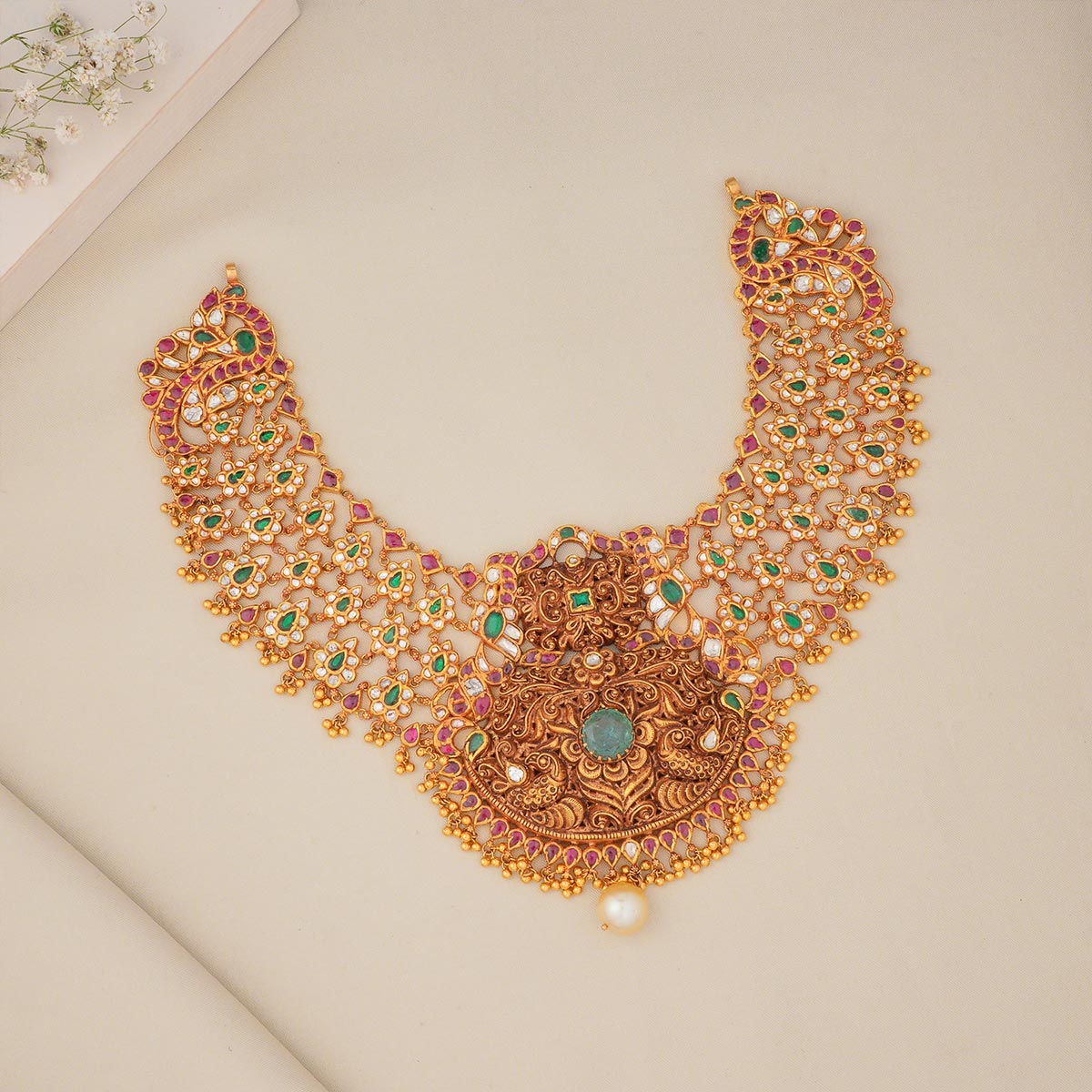 Stunning Look Nagas Short Necklace