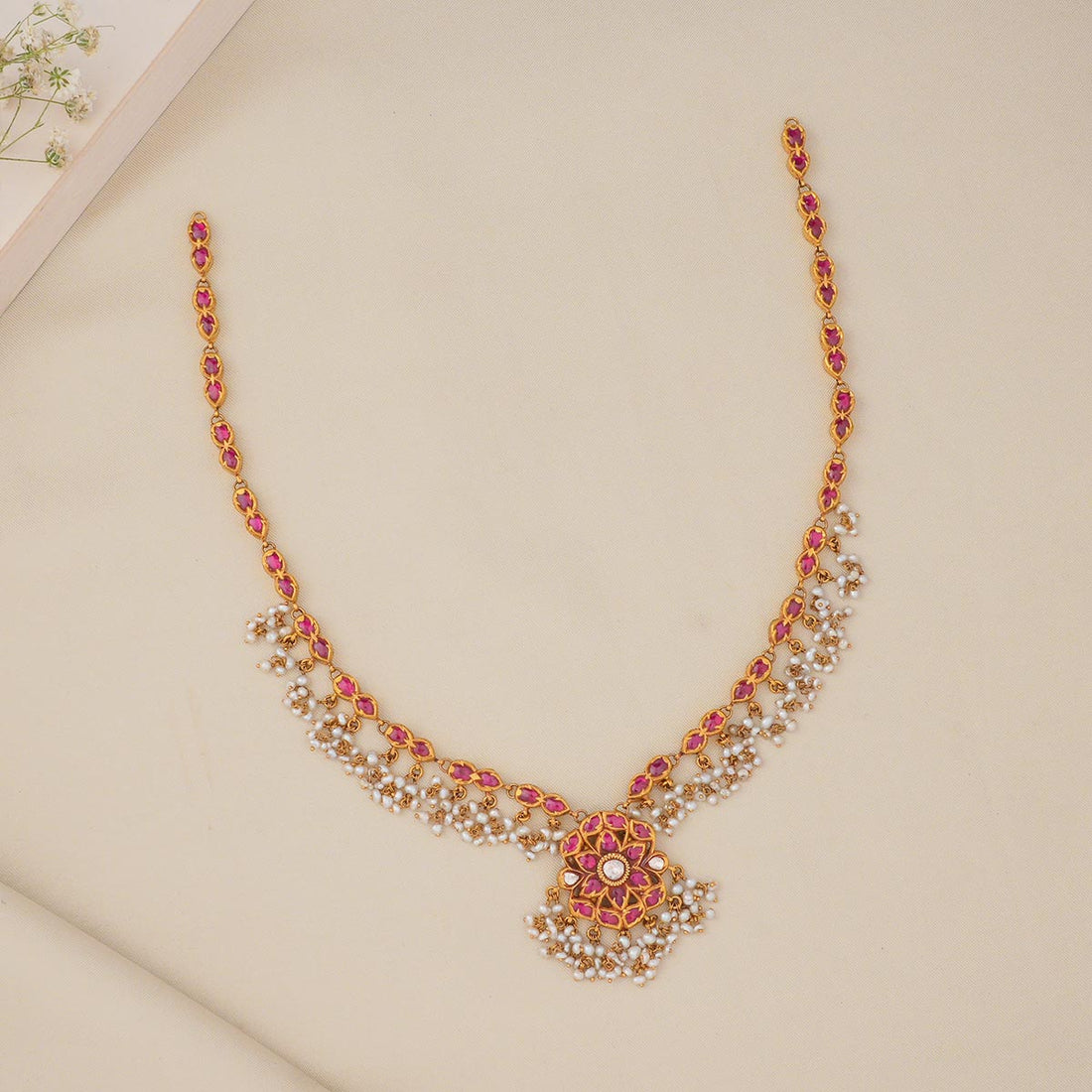 Dazzle Nagas Short Necklace