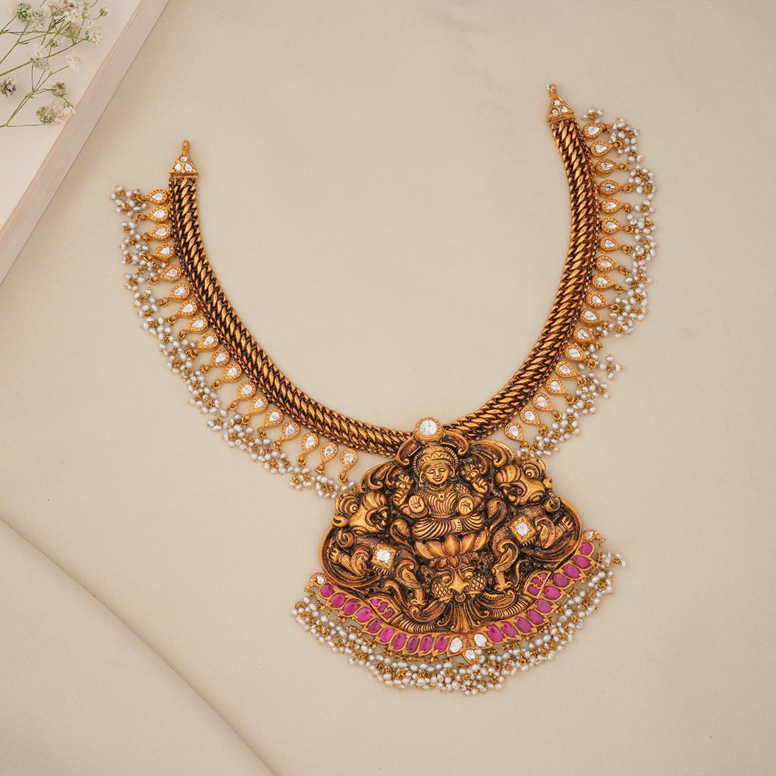Luminous Nagas Short Necklace