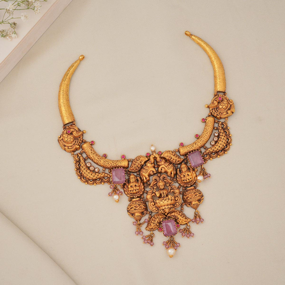 Iconic Antique Short Necklace