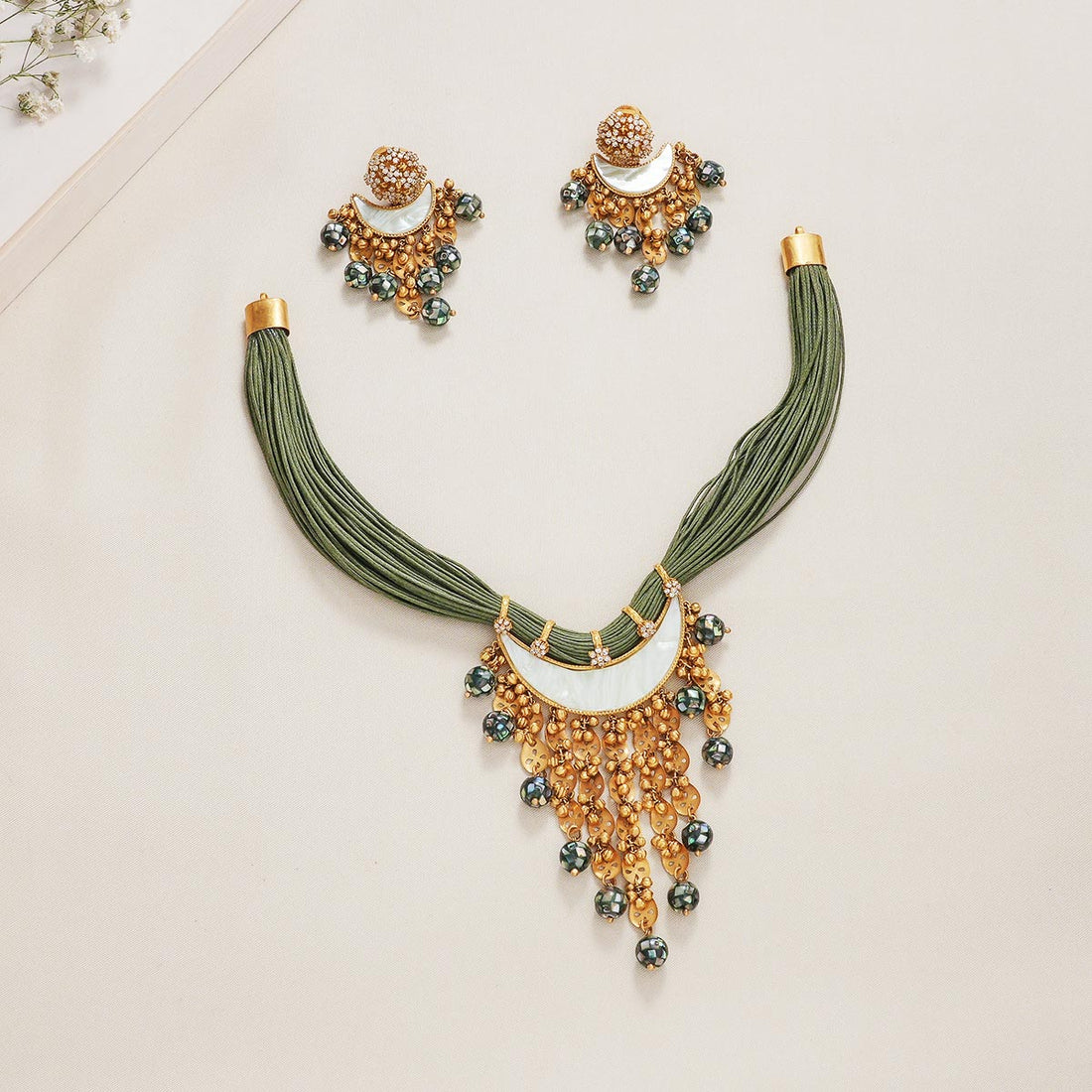 Attractive Green Necklace Set