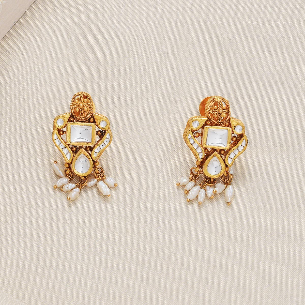 Bridal Look Short Necklace Set