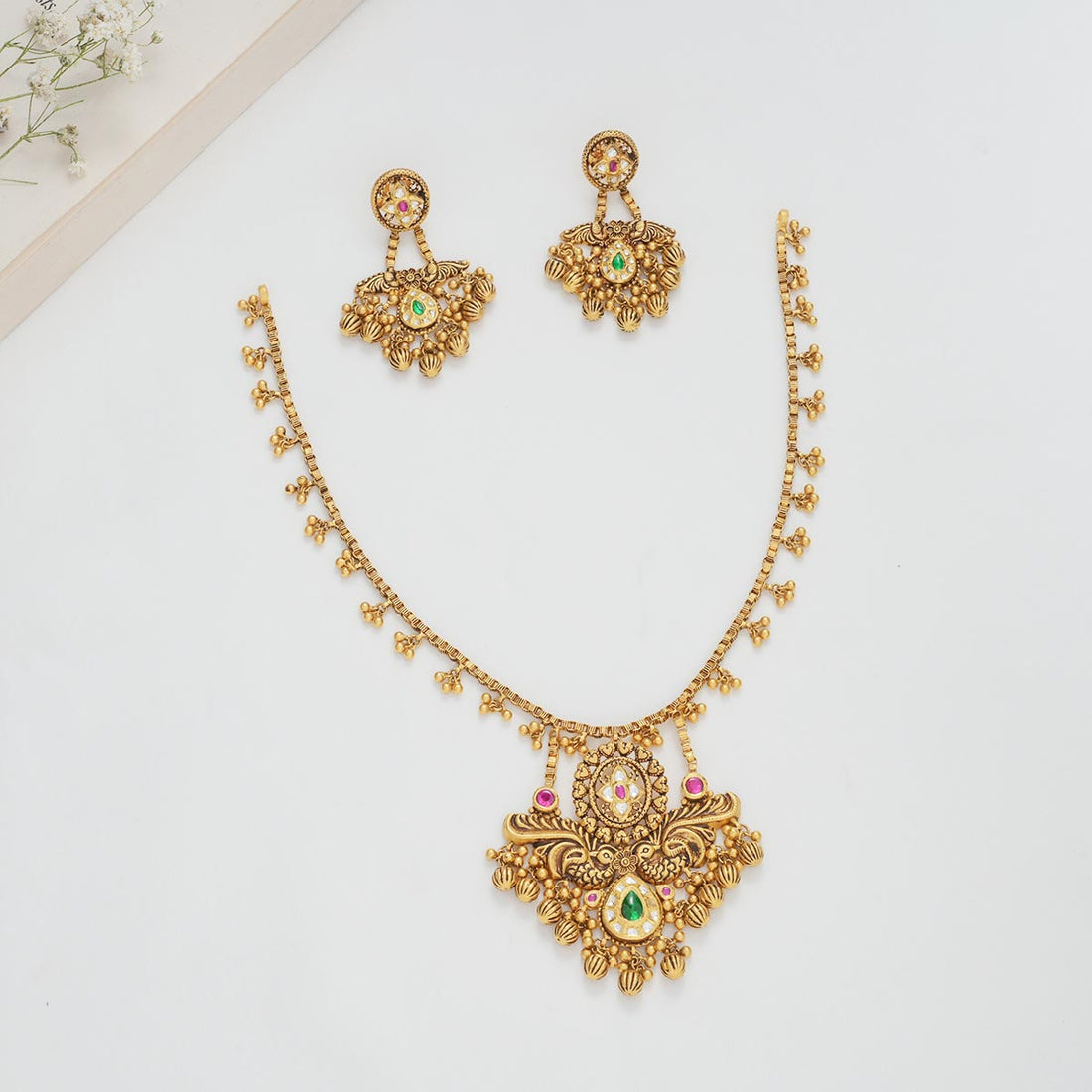 Marvellous Short Necklace Set
