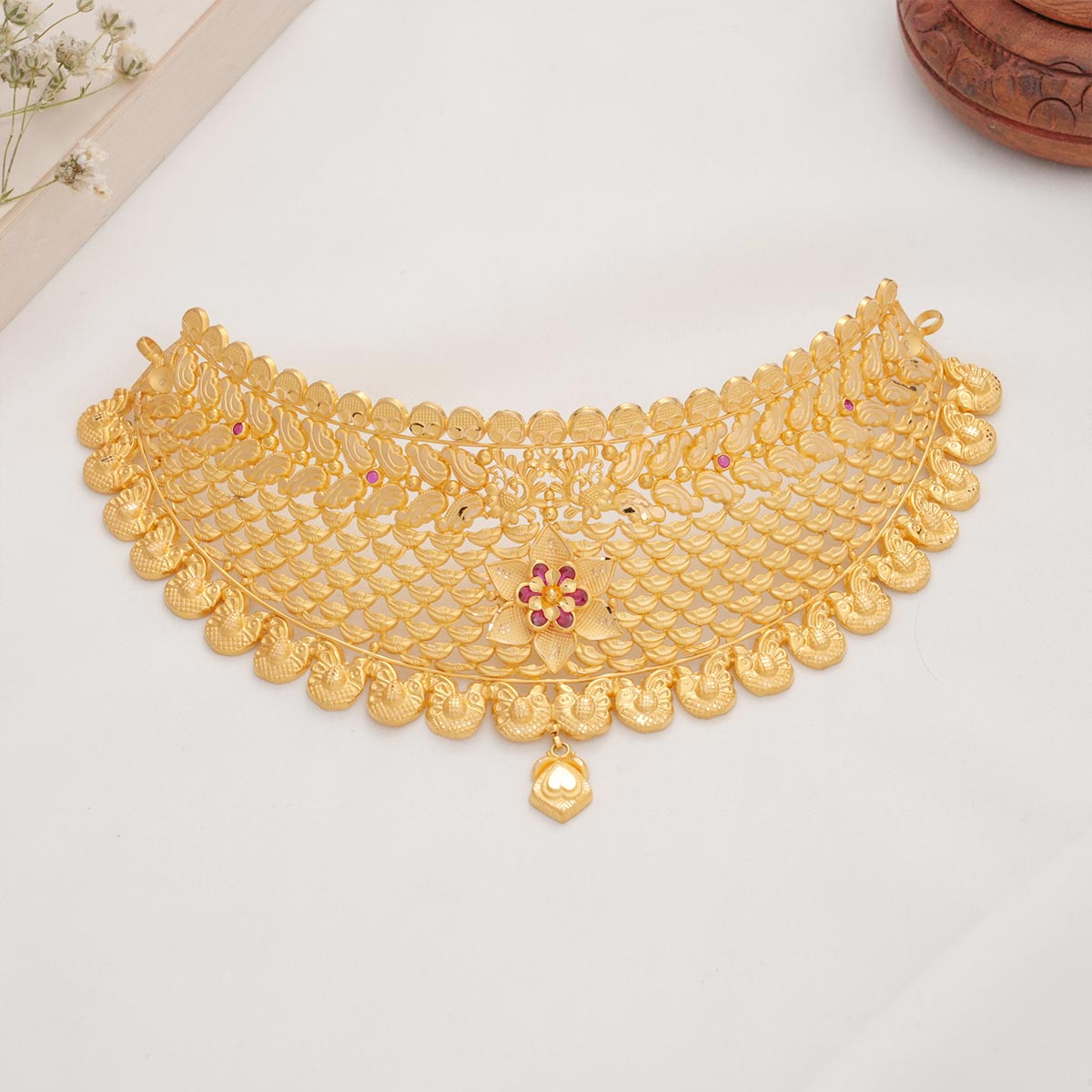 Rithisha Gold Choker