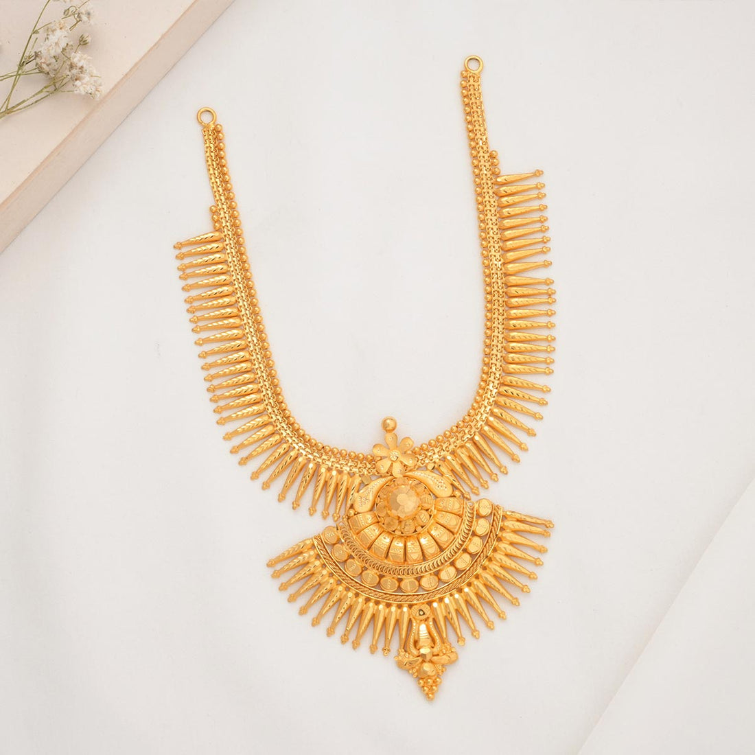 Fabulous Short Necklace