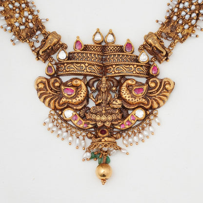 Admirable Nagas Short Necklace