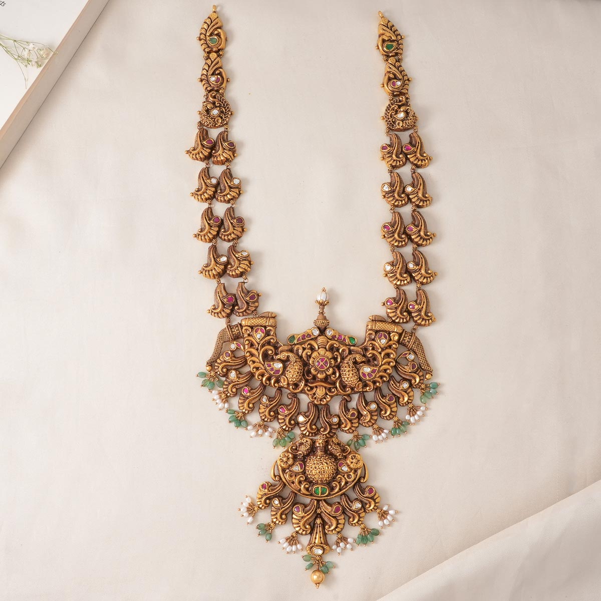Grandeur Antique Long Necklace
