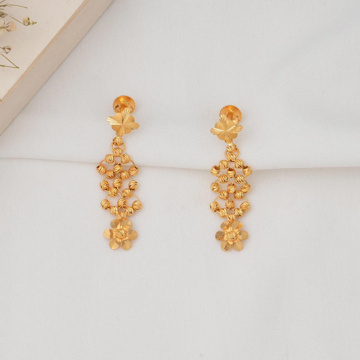 Golden Glow Short Necklace Set