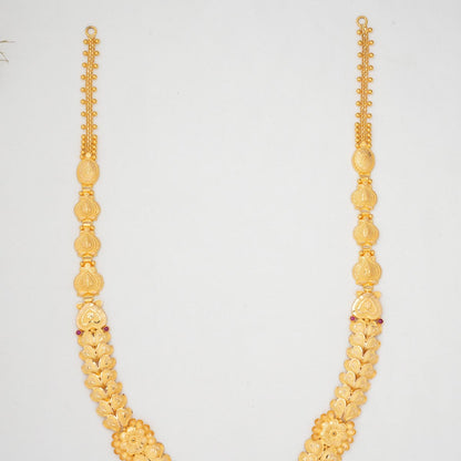 Eye-Catching Long Necklace